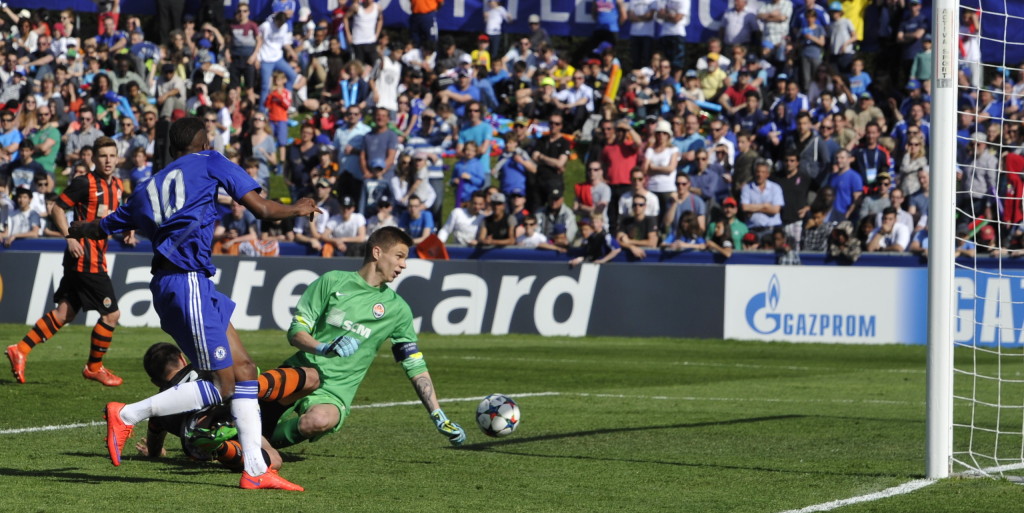 City interested in Chelsea midfielder?