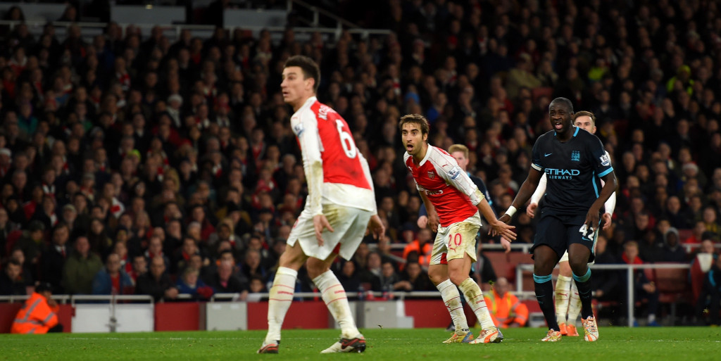 Former Arsenal striker tips City for the title