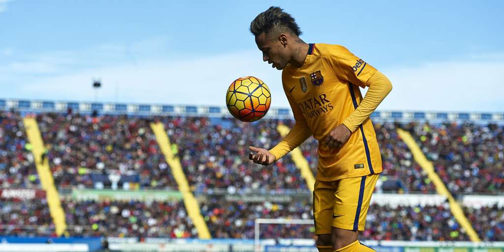 Barcelona slap huge price tag on City target Neymar