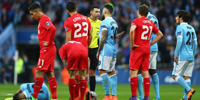 Gallagher: Moreno fouled Aguero