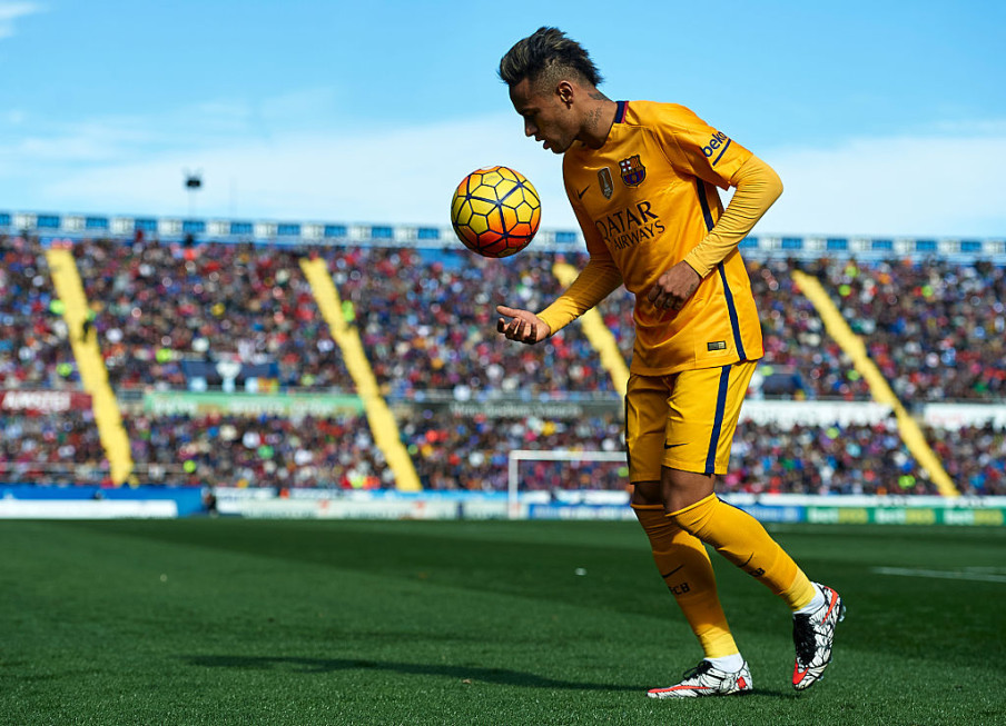 Levante UD v FC Barcelona - La Liga Manuel Queimadelos Alonso/Getty Images Sport