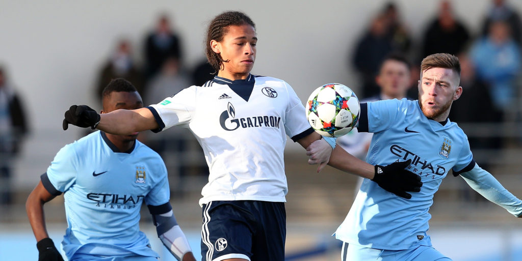 Leroy Sane in Manchester to complete City move