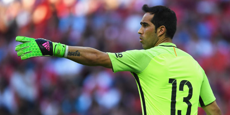 Bravo lands in Manchester ahead of City medical