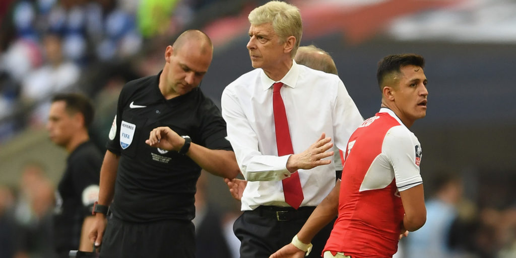 Arsenal looking to hold out for £90m for Sanchez