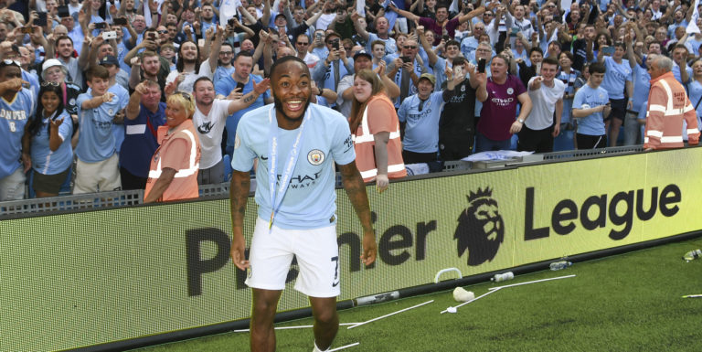 Sterling opens talks over new deal at City