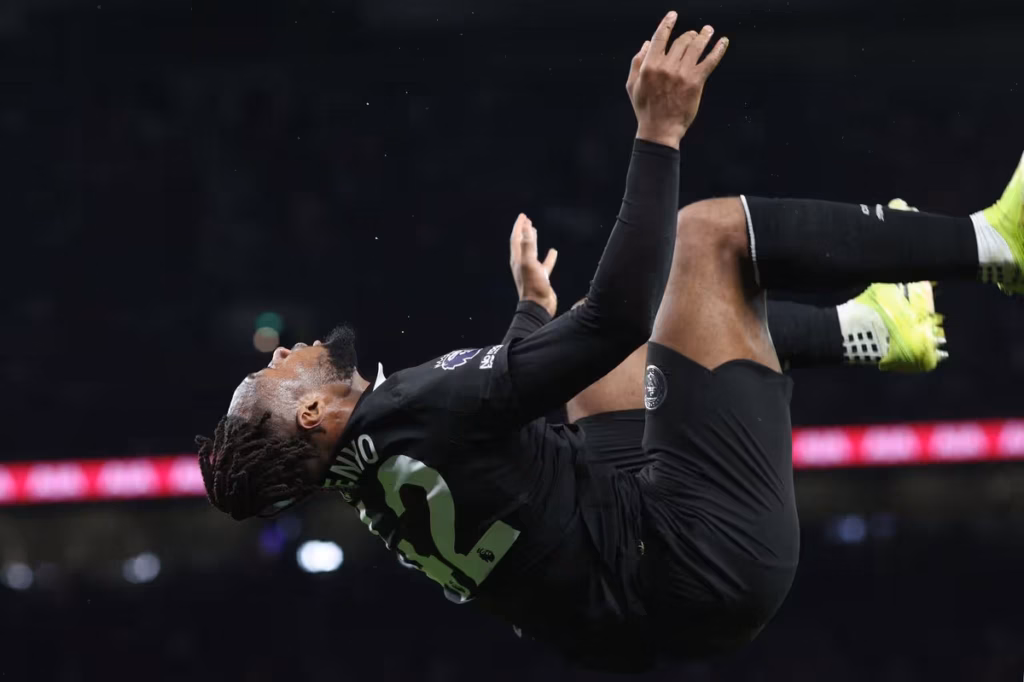 Manchester City defeat Leeds United thanks to Antoine Semenyo strike