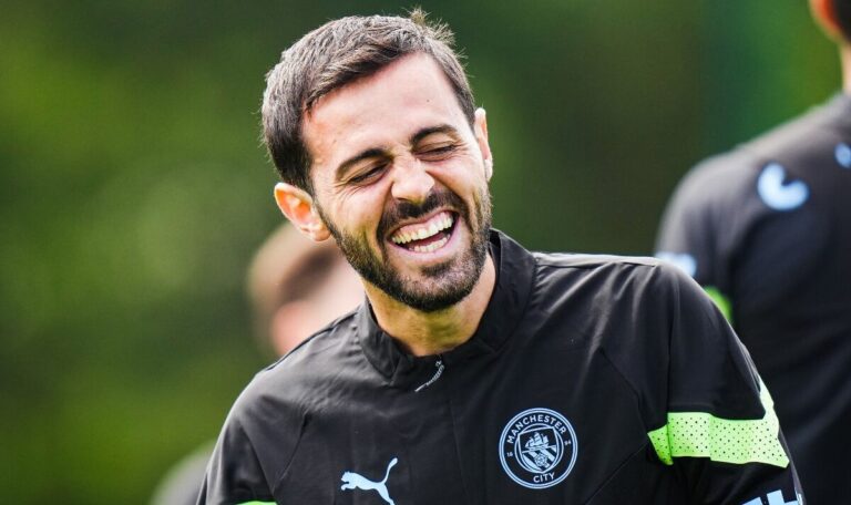 Bernardo Silva refuses say when he will leave Manchester City