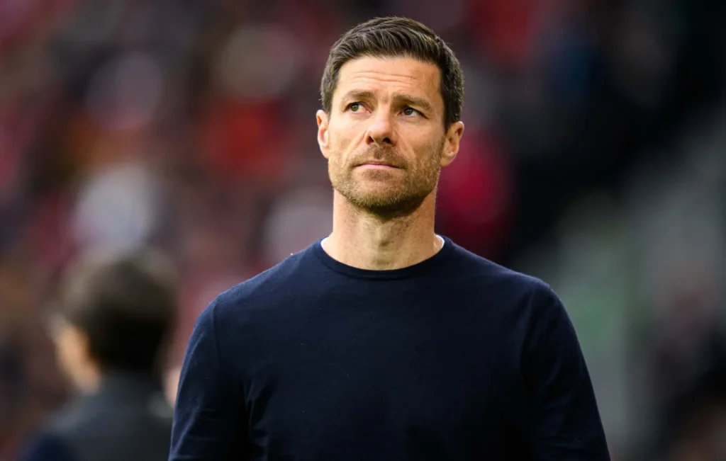 Ex-Arsenal and Chelsea star explains why Xabi Alonso would turn down Manchester City offer
