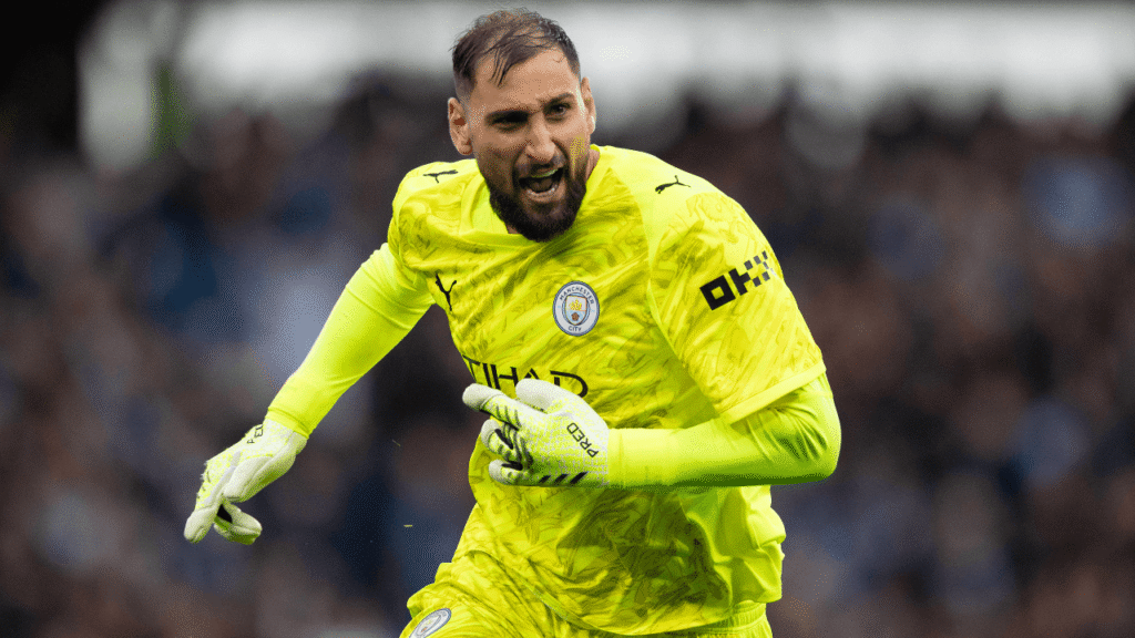 Jamie Carragher makes his choice between Gianluigi Donnarumma and David Raya