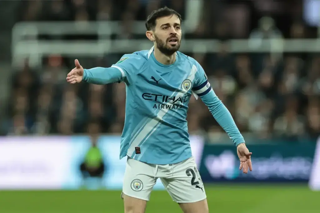 “Fire in their eyes”: Bernardo Silva describes ‘hunger’ of Man City’s newest signings