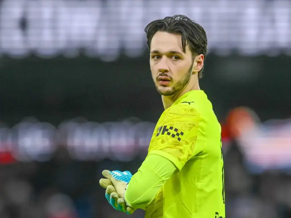 Pep Guardiola makes big James Trafford decision for Carabao Cup final