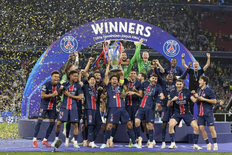 PSG set their sights on out of contract Manchester City star