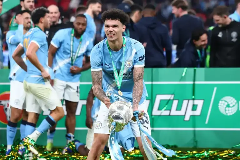Gary Neville heaps praise on ‘exceptional’ Nico O’Reilly after his Man City response in Carabao Cup final