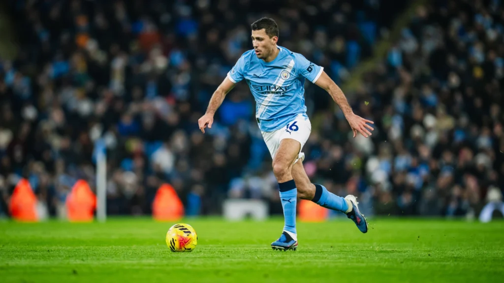 Rodri in action for Manchester City.