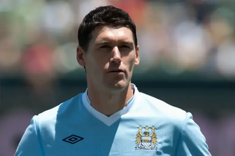 Premier League legend Gareth Barry names six Man City stars in his ultimate XI