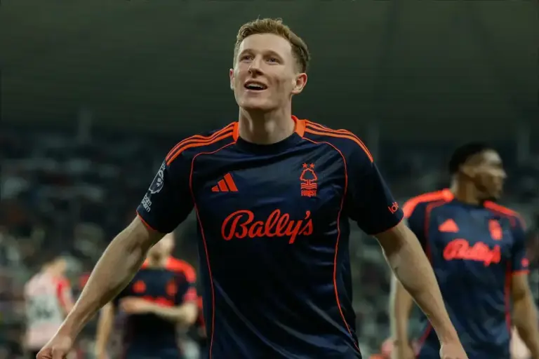 Manchester City set to avoid bidding war with Man United for Elliot Anderson