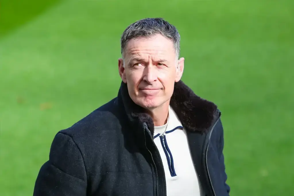 Chris Sutton predicts Everton to make things ‘difficult’ for Manchester City