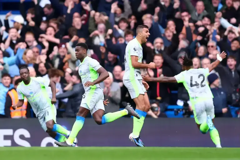 Yaya Toure says Manchester City ‘look like champions’ after Chelsea victory