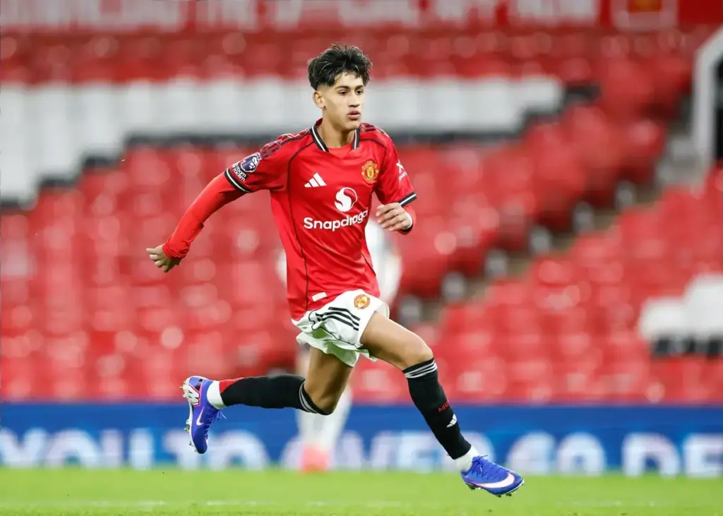 Manchester City attempted to sign ‘unique’ wonderkid from local rivals last summer