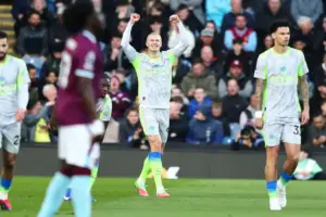 Match Report: Manchester City scrape past Burnley after Erling Haaland goal to top Premier League table