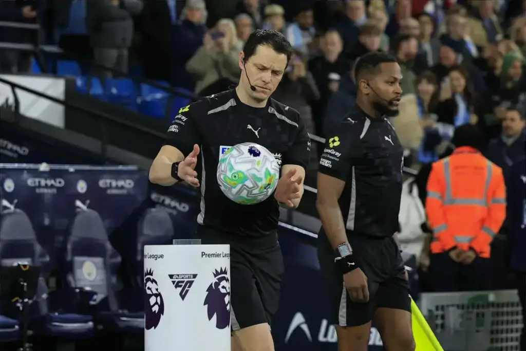 Darren England’s record refereeing Man City fixtures ahead of FA Cup final vs Chelsea