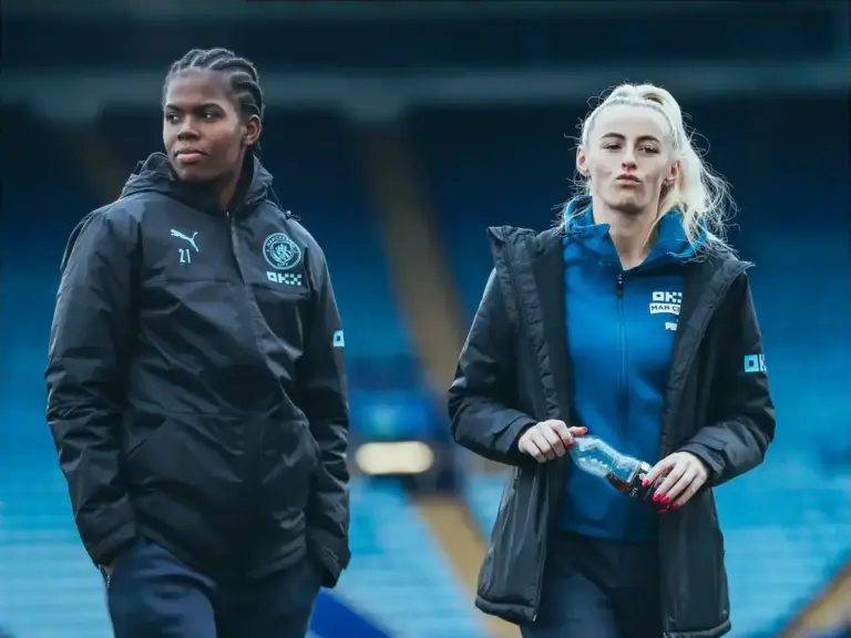 Bunny Shaw wins FWA award after ‘remarkable’ Man City season