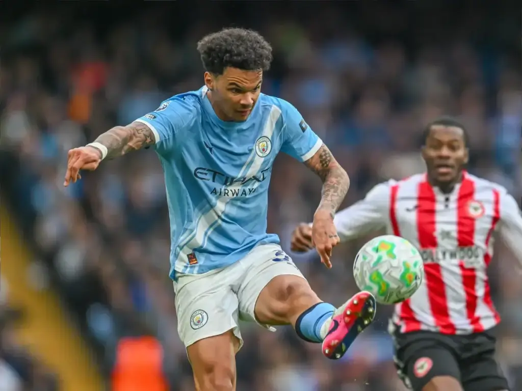 Nico O’Reilly wins Premier League award for ‘outstanding’ season with Man City