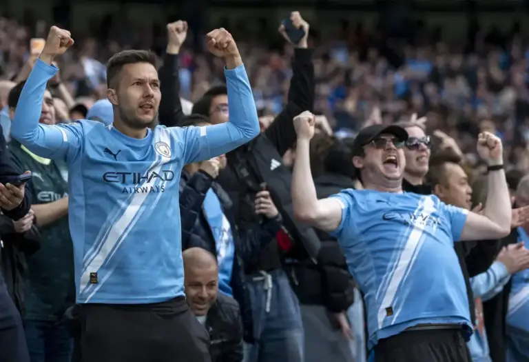 Man City supporters set to stand in ‘solidarity’ with Everton fans before kick off tonight