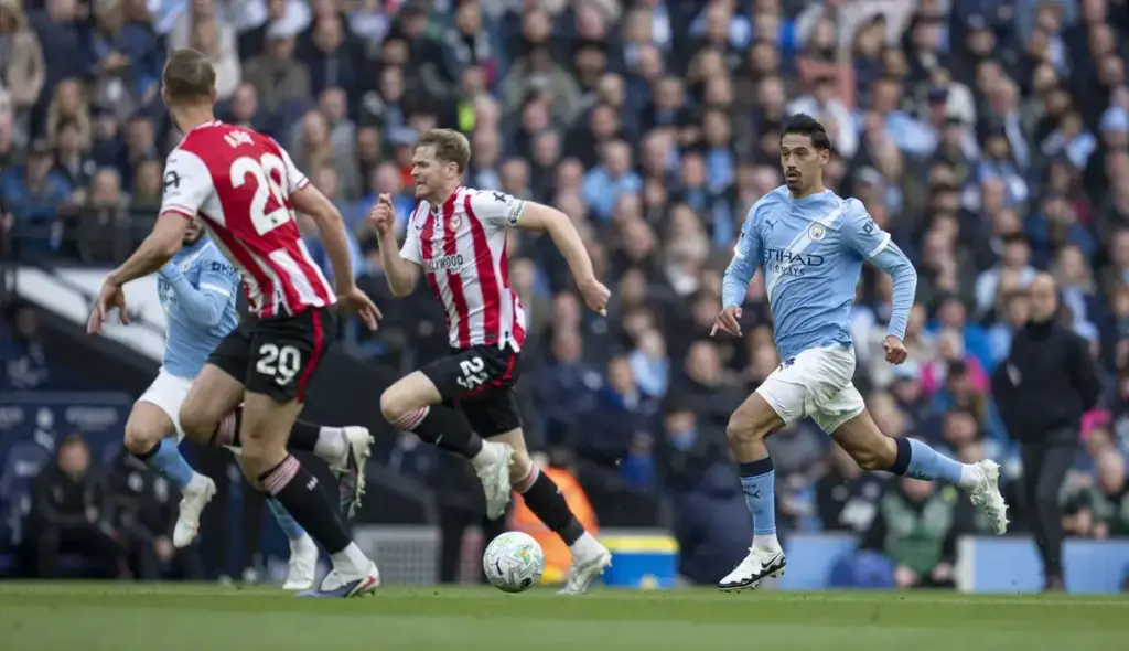 Pep Guardiola reveals why ‘extraordinary’ Tijjani Reijnders started for Man City