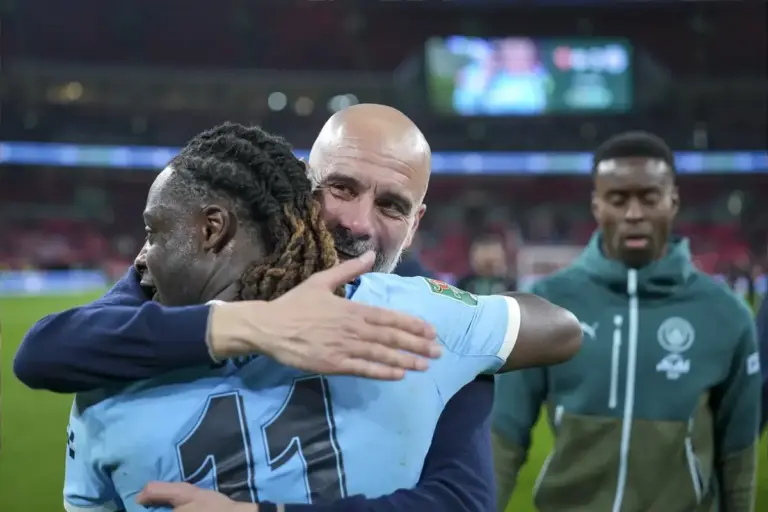 Pep Guardiola highlights how ‘amazing’ Jeremy Doku uses his versatility for Man City