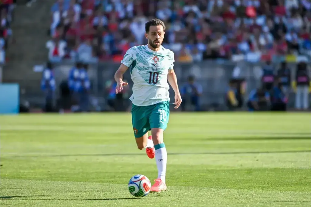 Bernardo Silva backed for FC Barcelona move after Man City exit