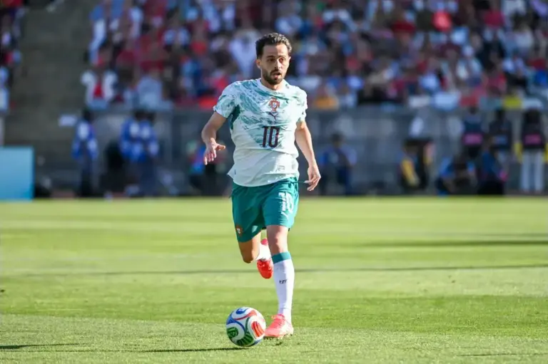 Bernardo Silva backed for FC Barcelona move after Man City exit