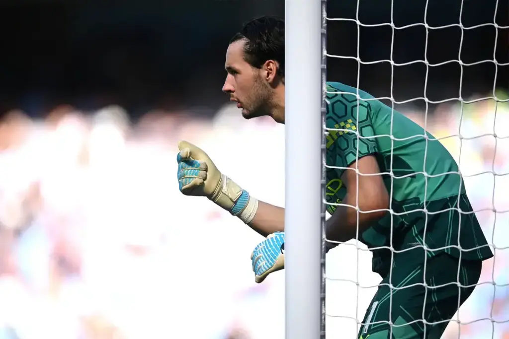 Man City transfer news: Elliot Anderson, Givairo Read, James Trafford