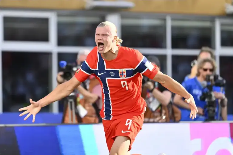 Erling Haaland delivers statement of intent in World Cup golden boot race
