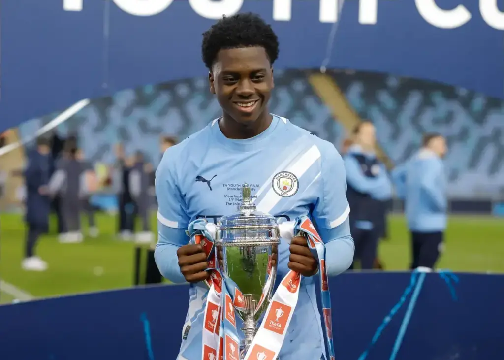 Fabrizio Romano shares transfer update on 16-year-old Man City star linked with Liverpool