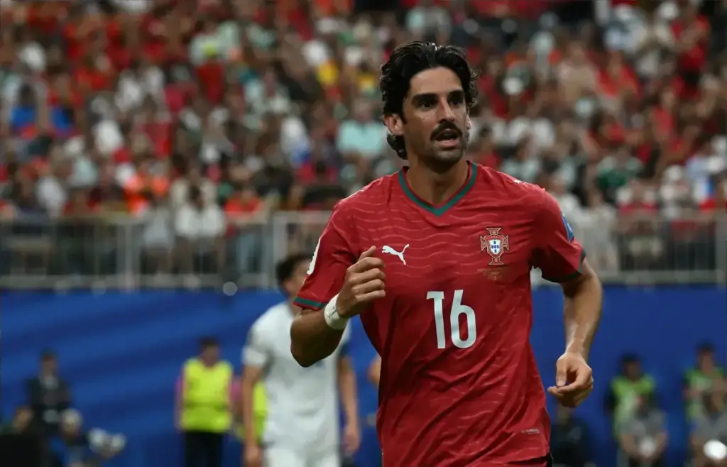 Man City miss out on Trincão as winger completes Al Ahli move