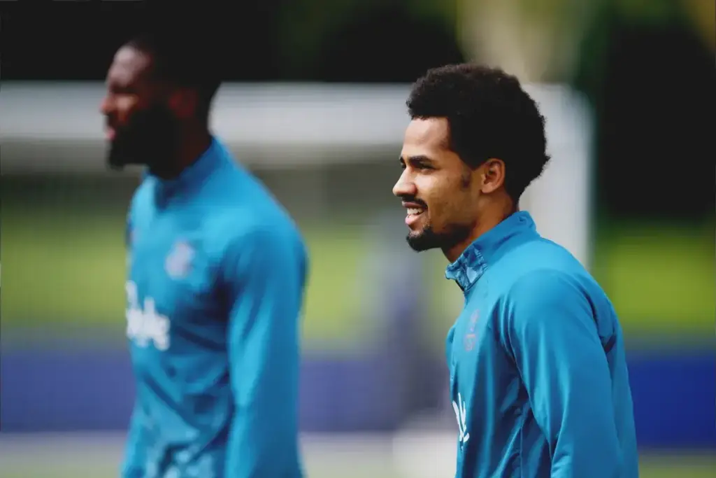 Man City’s summer target attracts shock Saudi interest