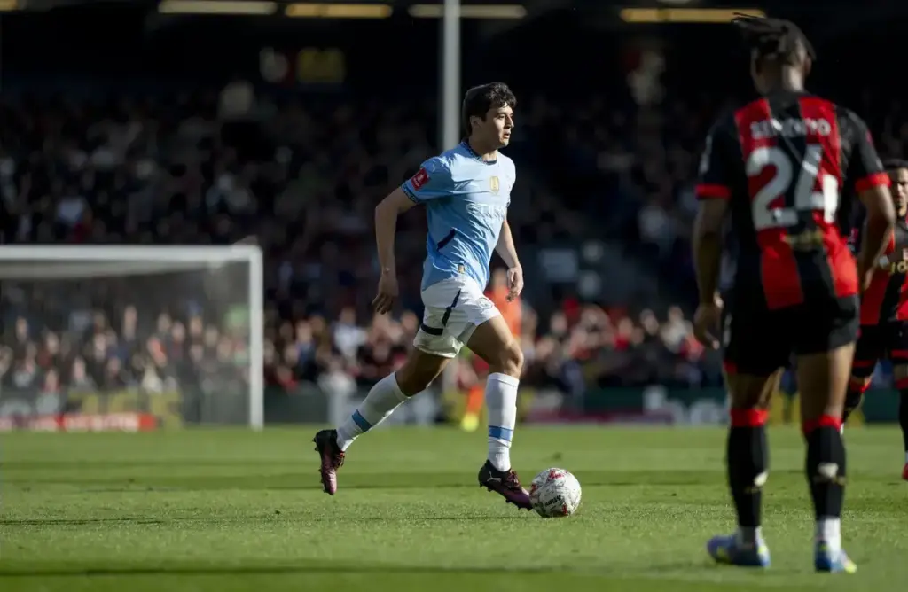 Man City defender ties down future with bumper new deal
