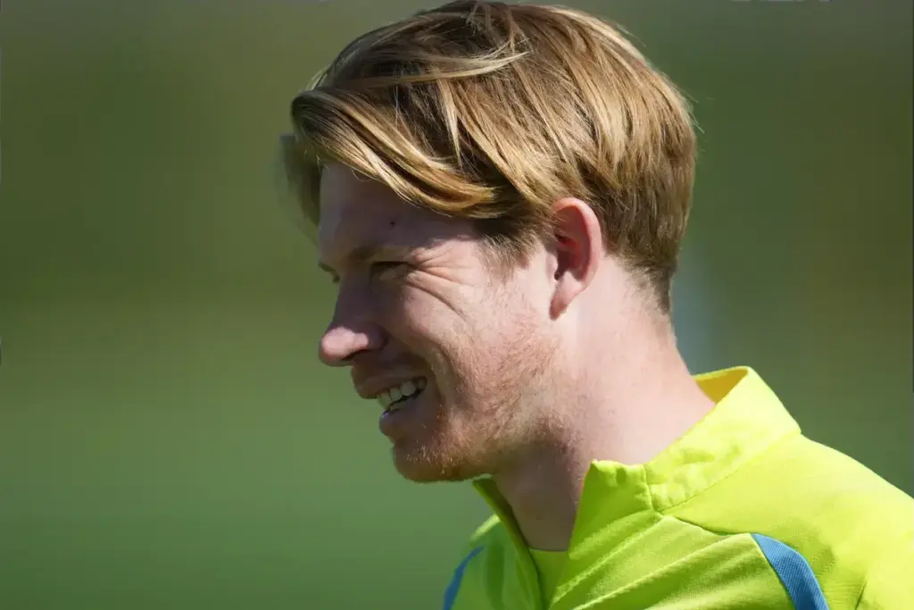 Documentary shows De Bruyne in tears over Man City exit