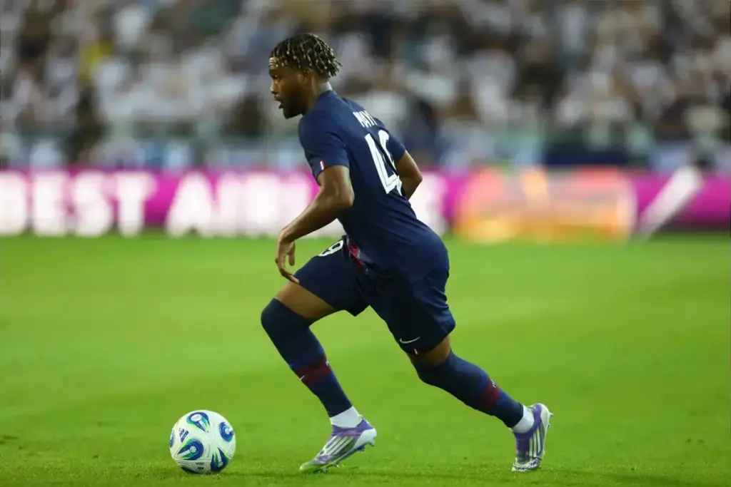Savinho’s £65m Tottenham exit accelerates as City eye Mbaye replacement