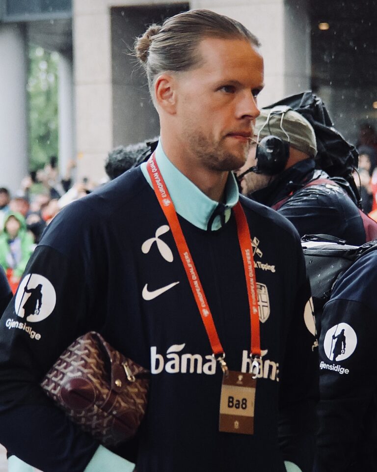 Nyland free transfer link puts Man City keeper plan on standby