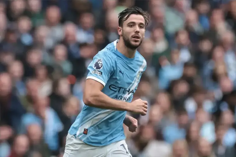 City midfielder ends exit talk: “I don’t want to leave”