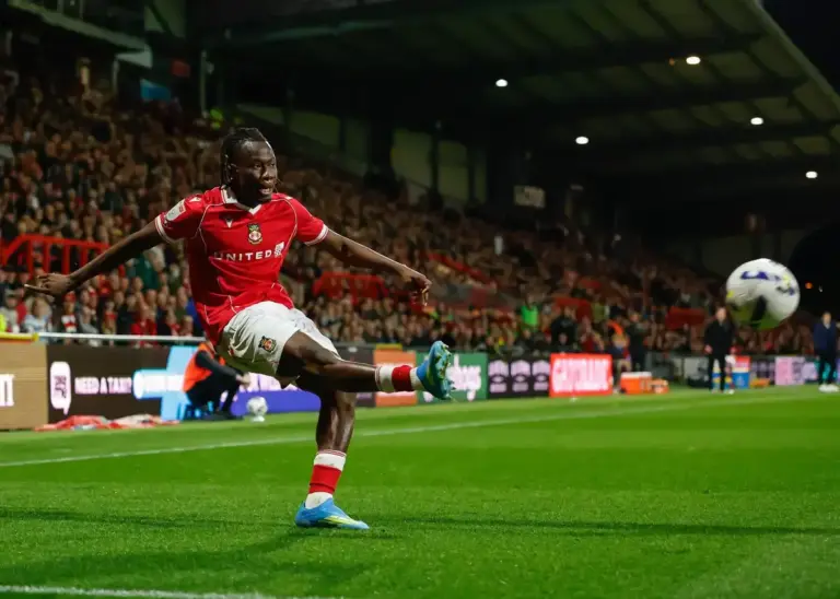 Wrexham agree £2m deal to sign Man City defender Issa Kaboré