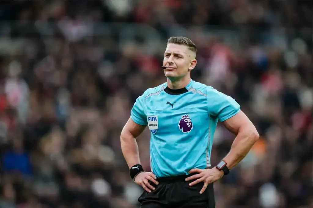 Man City vs Sunderland referee confirmed: Rob Jones record and VAR